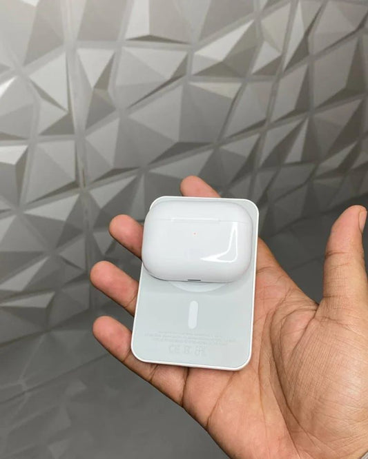 APPLE AIRPODS PRO 2ND GENERATION+ TRANSPARENT CASE+APPLE MAGSAFE POWERBANK