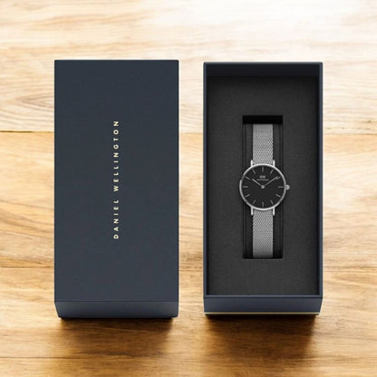 PETITE MELROSE - WOMEN'S MESH STRAP WATCH IN ROSE GOLD | DW WOMAN